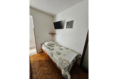 Apartments Nestor - studio apartment with a s...