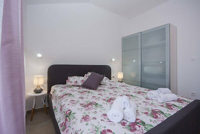 Apartments Tonia - One bedroom apartment with...