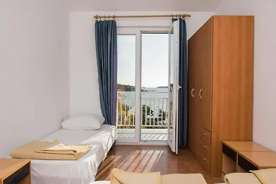 Apartments Gaj Brodarica - A8