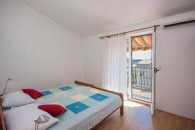 Apartments Maretic Brodarica A2