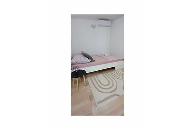 Studio Apartment Malina - City Center...