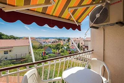 Apartments Maretic Brodarica A1