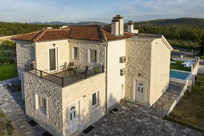 Whitestone Villa Dubrava - three bedroom hous...