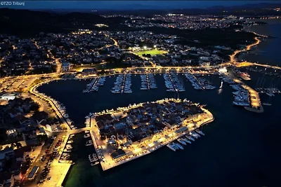 Apartments Alaga - C