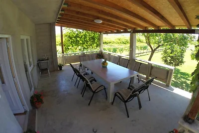 House Rose - three bedroom house with outdoor...