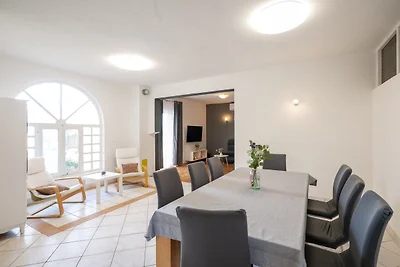 Haus Rose – Landhaus mit Pool