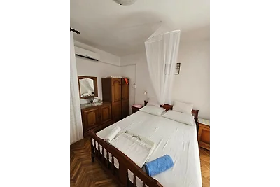 Apartments Nestor - studio apartment with a s...