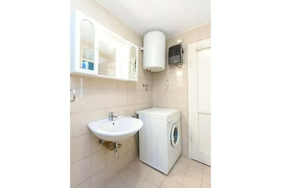 Stone Apartment Primosten