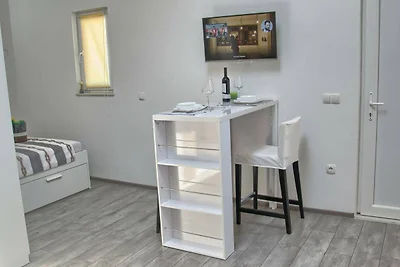 Miljas Studio Apartment