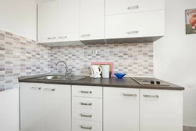 Apartments Anna - One bedroom apartment with ...
