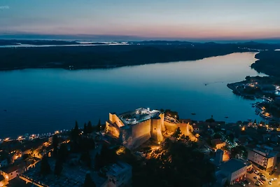 Apartment Niko - City Center Apartment