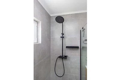 Apartments Alaga - A1