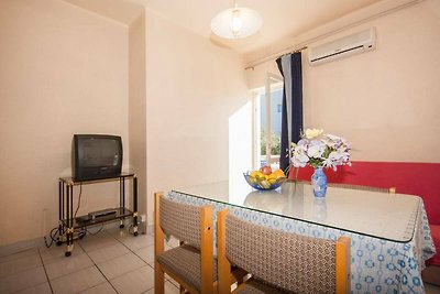 Apartments Zdenka - two bedroom apartment wit...