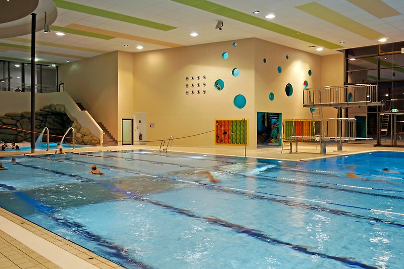 Indoor pool AquaNat'Our (150mtr from the park)