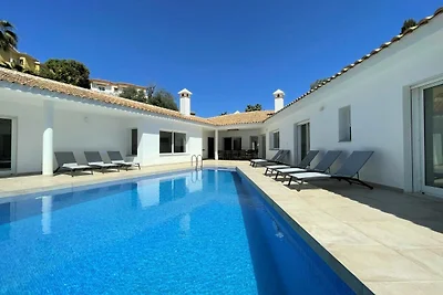 Villa Ananda