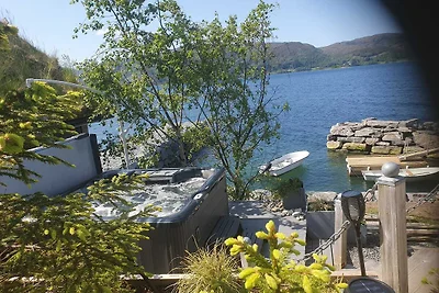 SMÅSTRANDA FJORD LODGE
