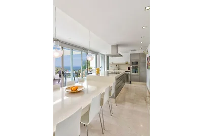 VILLA VADELLA