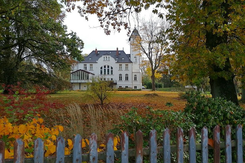 Villa Papendorf in malerischer Landschaft