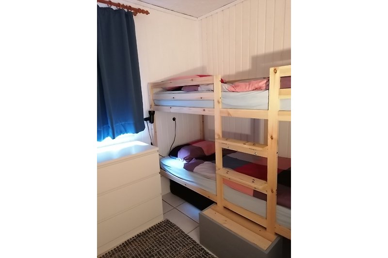 Kuscheliges Schlafzimmer mit  Etagenbett