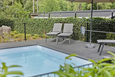 Luxuriöse 10-Personen-Lodge mit privatem Dipp...