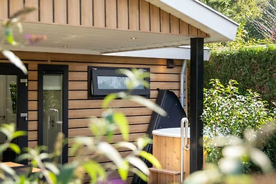 Family Lodge mit Whirlpool | 4 Personen