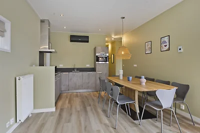 Luxuriöse 10-Personen-Lodge mit privatem Dipp...