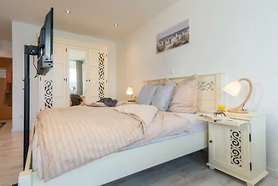 "Strandhuus" (ehem. Strandhotel)