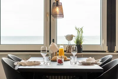 "Strandhuus" (ehem. Strandhotel)