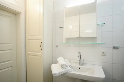 "Strandhuus" (ehem. Strandhotel)