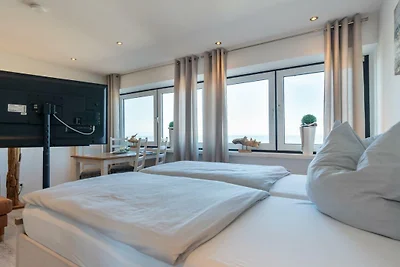 "Strandhuus" (ehem. Strandhotel)