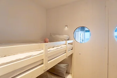 "Strandhuus" (ehem. Strandhotel)