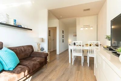 "Vier Jahreszeiten", Haus III, Wohnung 32 "Ma...