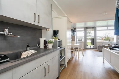 Strandhuus, Wohnung 6