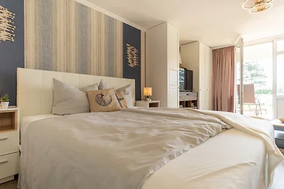 "Strandhuus" (ehem. Strandhotel)