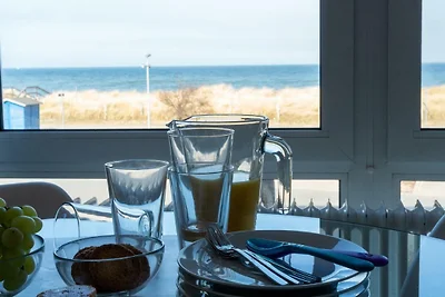 "Strandhuus" (ehem. Strandhotel)