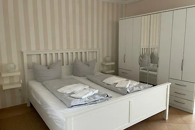 "Strandhuus" (ehem. Strandhotel)