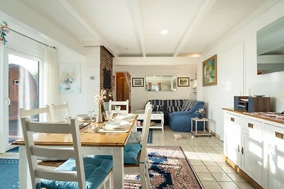 "Am hohen Ufer", Reetdach-Haus "Happy Haus"