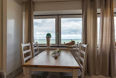 "Strandhuus" (ehem. Strandhotel)