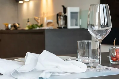 "Strandhuus" (ehem. Strandhotel)