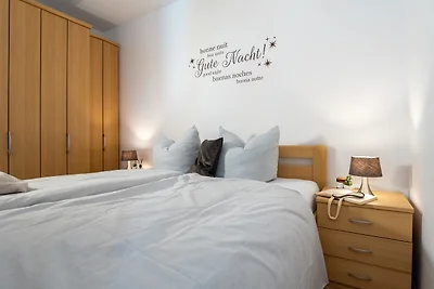 "Strandhuus" (ehem. Strandhotel)