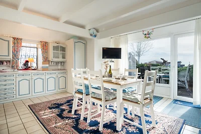 "Am hohen Ufer", Reetdach-Haus "Happy Haus"