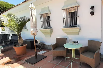 Casa Concha, Ferienhaus in Meeresnähe mit Garten und privatem Pool, A/C & WIFI