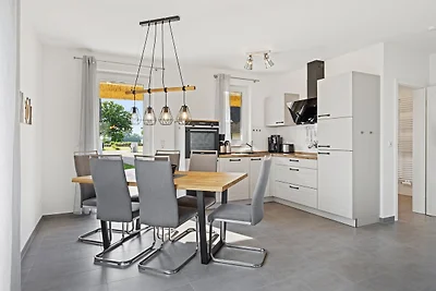Haus 6 - Haffbrise