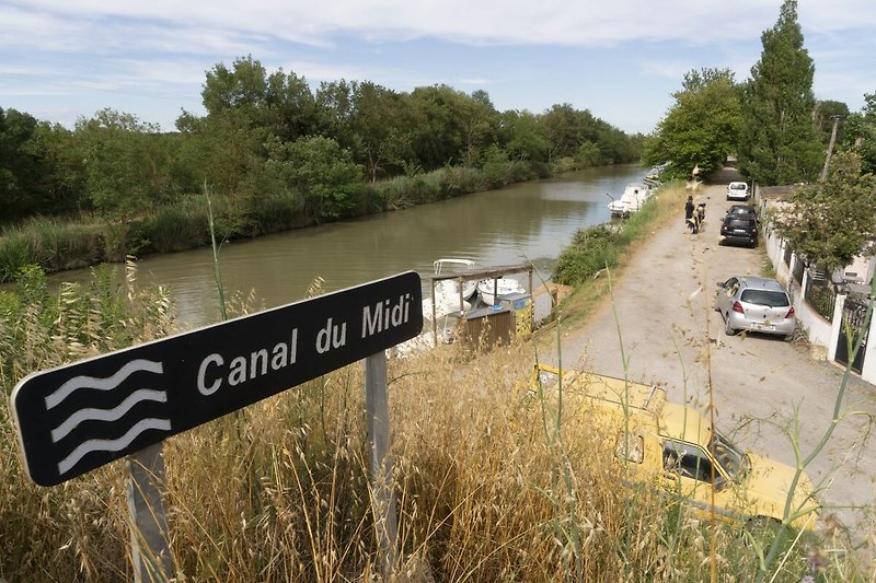 Canal du Midi mit Bootsverleih