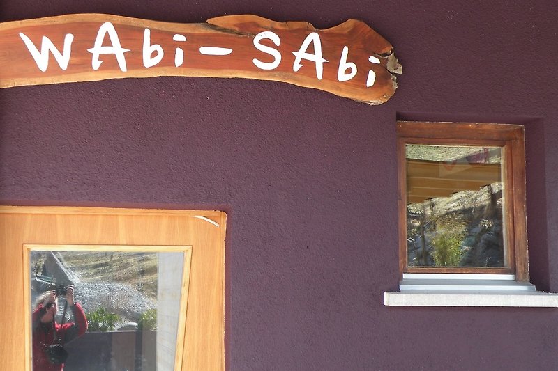 Welcome to Wabi Sabi Apartment!