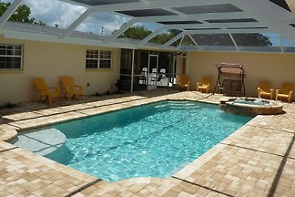 Studio Starfish in Cape Coral