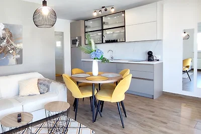 Apartment Basilea 3 (yellow)