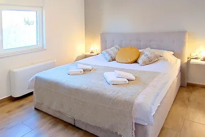 Apartment Basilea 3 (yellow)