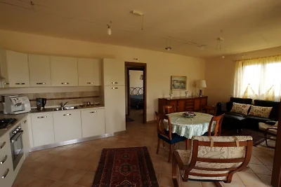 " Il Gufo " - "La Casa di Petra"