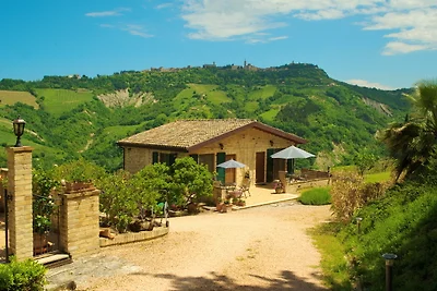 " Il Gufo " - "La Casa di Petra"